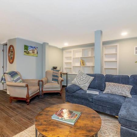 Dual-Family Retreat Sunlit Haven Villa Калъмбъс Екстериор снимка